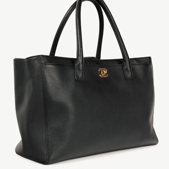 Chanel Cerf Executive Black Leather CC Tote Bag - Picture 2 of 13